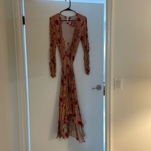 Elegant Floral Wrap Dress - Effortless Sophistication